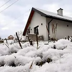 Jednorodzinny Caloroczny 度假居 Bobowa