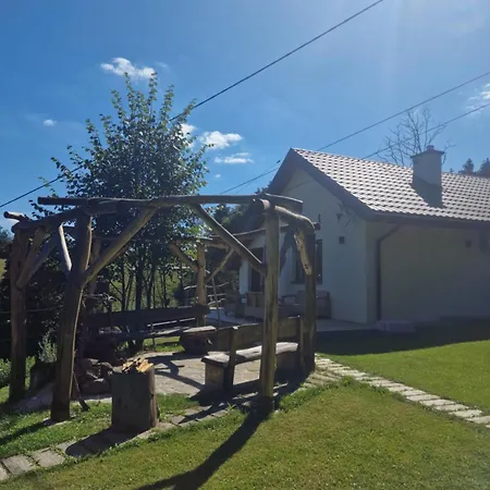 Jednorodzinny Caloroczny בית נופש Bobowa